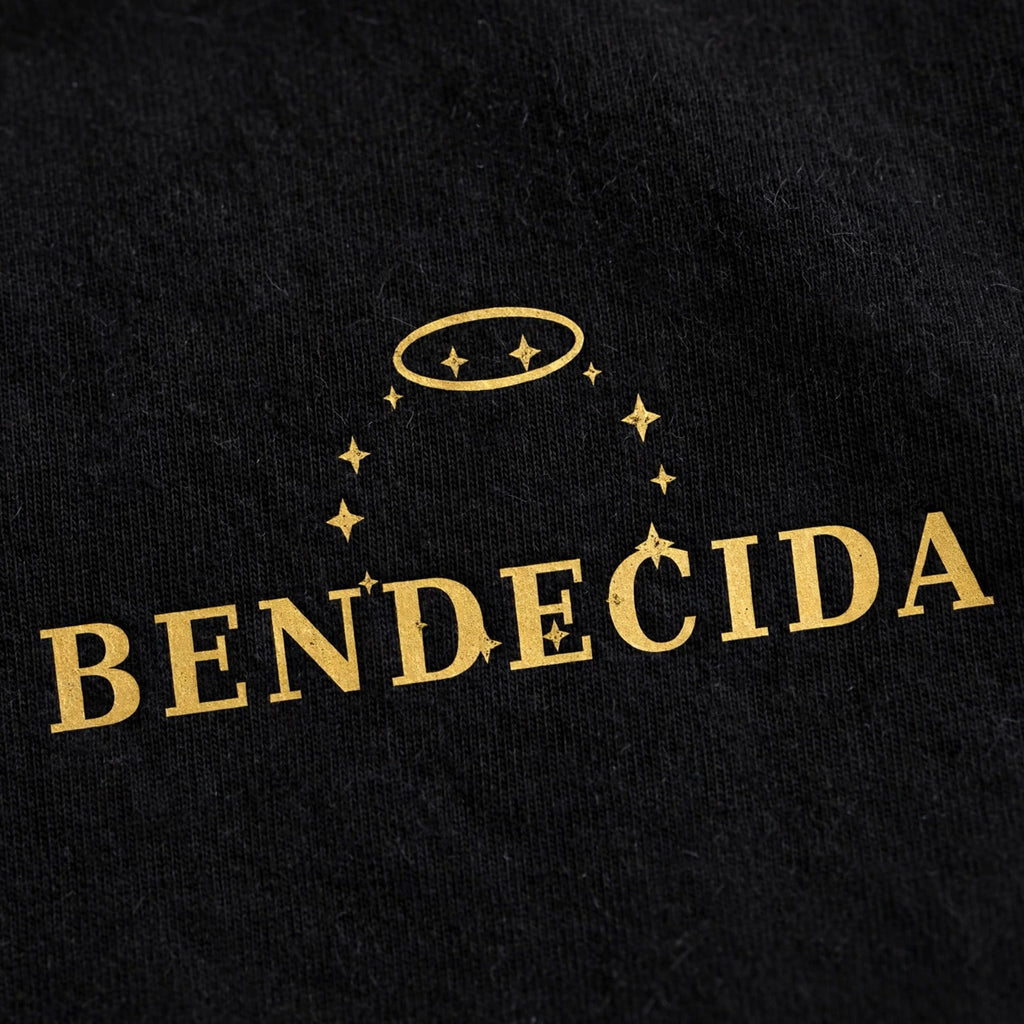 Bendecida Shirt, Blessed Latina T-Shirt, Gold Glam Latina Tee, Regalo para Ella